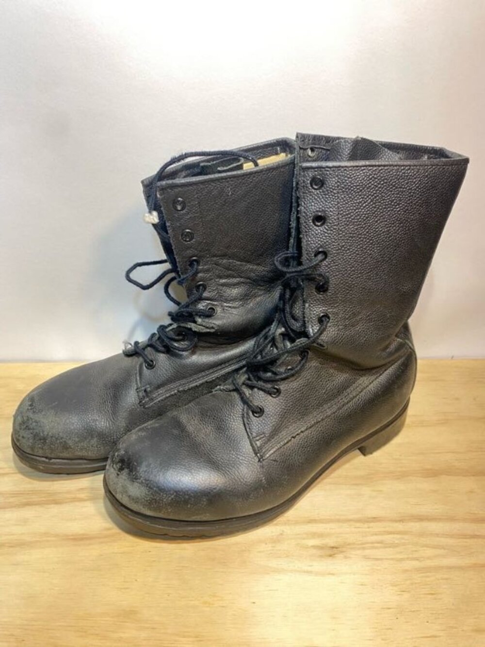 Canadian Military Mark III Leather Combat Boots Size 258/98 US 7 E Greb Soles